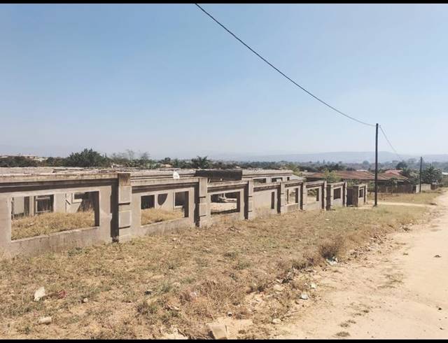 6 BEDROOM HOUSE FOR SALE IN TSWINGA